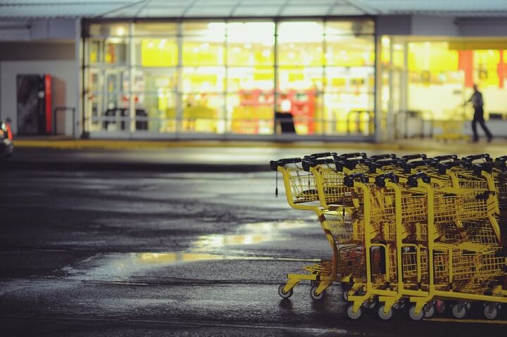 Is It Time To Make Changes To Your Grocery Store Lighting?